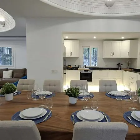 Villa Tess Sinfonia Benalmádena