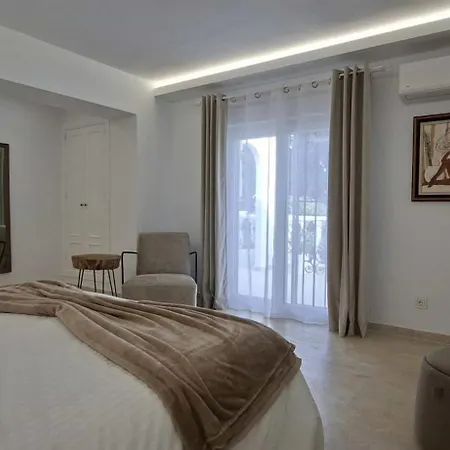 Tess Sinfonia * Benalmádena