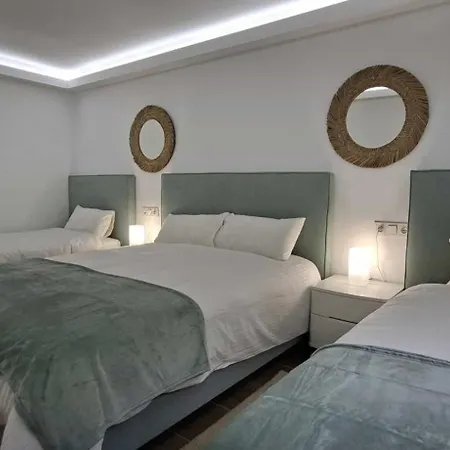 Tess Sinfonia Villa Benalmádena