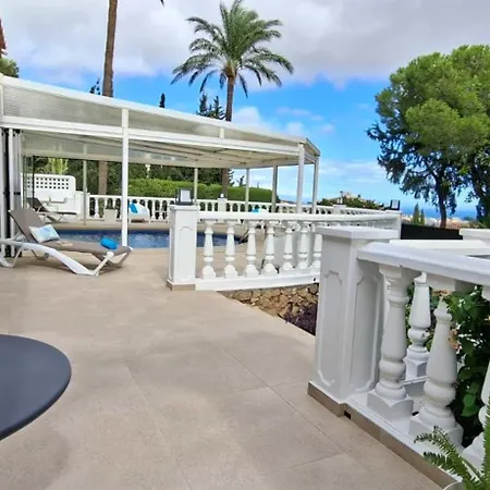 Tess Sinfonia Villa *