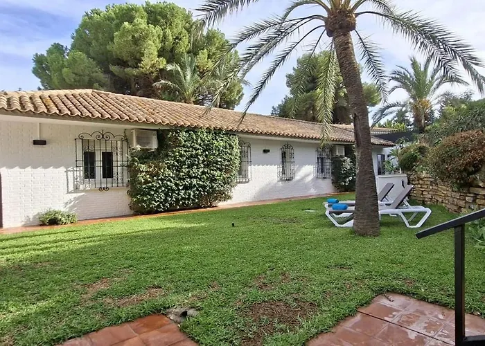 Tess Sinfonia Villa