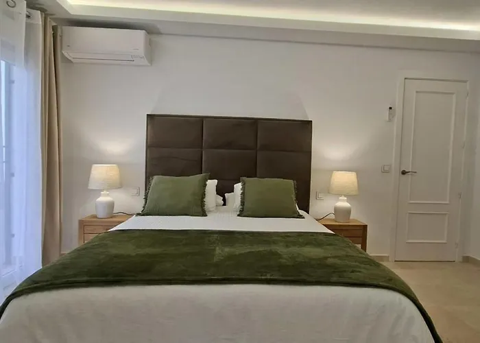 Tess Sinfonia Villa Benalmádena